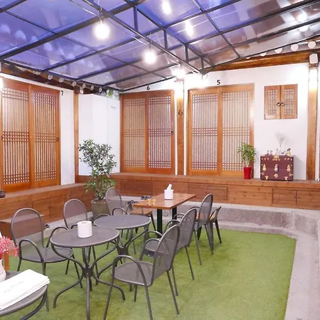 Bibimbap Hanok Guesthouse Gyeongbokgung Private Villa