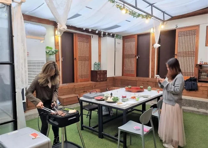 Bibimbap Hanok Gyeongbokgung Private Отель типа "постель и завтрак" Сеул
